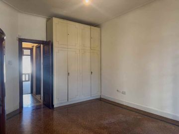 CASA EN ALQUILER LA PLATA