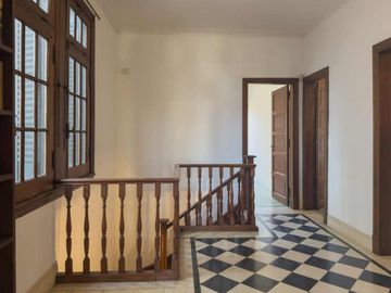 CASA EN ALQUILER LA PLATA