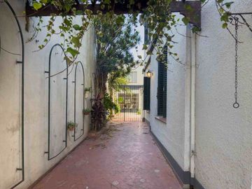 CASA EN ALQUILER LA PLATA