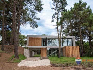 CASA VENTA PINAMAR BARRIO PIONEROS 4 AMBIENTES
