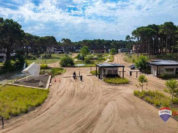 CASA VENTA PINAMAR BARRIO PIONEROS 4 AMBIENTES