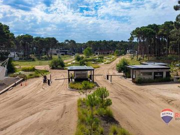 CASA VENTA PINAMAR BARRIO PIONEROS 4 AMBIENTES