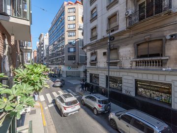 Depto Venta Monserrat 3 ambientes Balcon y Patio