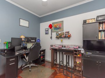 Depto Venta Monserrat 3 ambientes Balcon y Patio