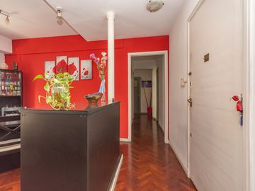 Depto Venta Monserrat 3 ambientes Balcon y Patio