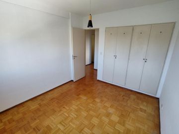 VENTA 4 AMB 2 BAÑOS LIVING 3 HAB CON PLACARD