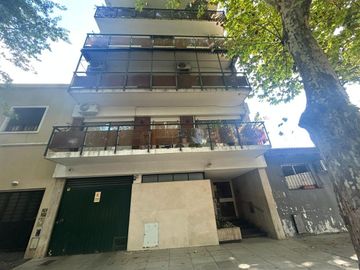 Venta de 2 ambientes en Belgrano R