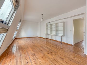 Venta 2 Ambs con Terraza y Cochera en Palermo