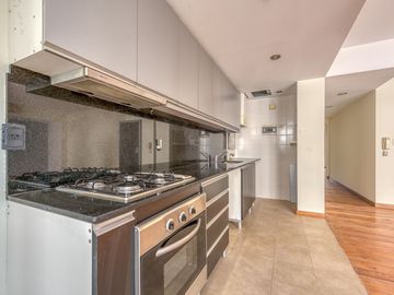 Venta 2 Ambs con Terraza y Cochera en Palermo