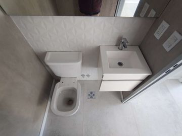 VENTA 2 AMBIENTES ESTRENAR BAÑO SUITE VESTIDOR