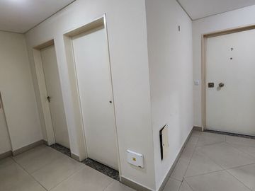 DEPARTAMENTO EN VENTA FLORESTA  PATIO Y PARRILLA