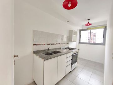 ALQUILER MONOAMBIENTE CON COCINA PARQUE CHACABUCO