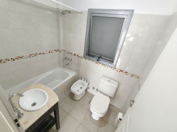 ALQUILER MONOAMBIENTE CON COCINA PARQUE CHACABUCO