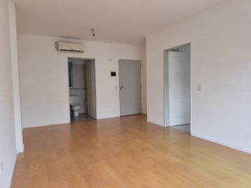 ALQUILER MONOAMBIENTE CON COCINA PARQUE CHACABUCO