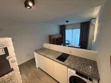 MONOAMBIENTE AMOBLADO CON BALCON VILLA LURO