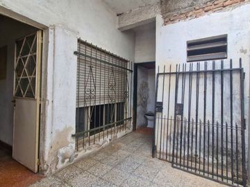 VENTA CASA 3 AMBIENTES ITUZAINGO