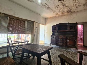 VENTA CASA 3 AMBIENTES ITUZAINGO