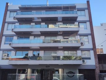 Cochera cubierta en Venta en Villa del Parque