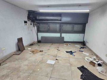 ALQUILER DE LOCAL EN FLORES