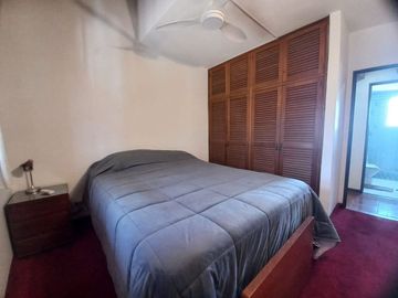 Venta casa 5 amb, jardín, cochera parrilla Olivos