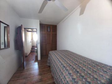 Venta casa 5 amb, jardín, cochera parrilla Olivos