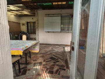 CASA VENTA 3 AMB COCHERA GRAN LOTE + DEPTO 3 AMB