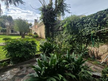 CASA VENTA 3 AMB COCHERA GRAN LOTE + DEPTO 3 AMB