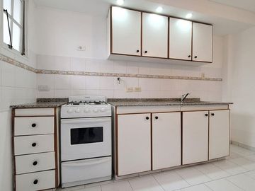 TRIPEX 5 AMBIENTES. LANUS OESTE