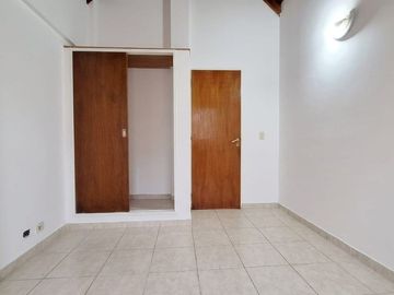TRIPEX 5 AMBIENTES. LANUS OESTE