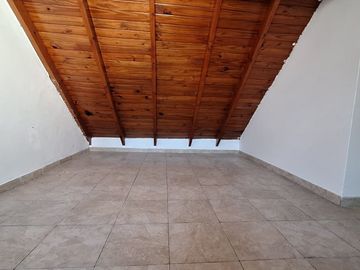 TRIPEX 5 AMBIENTES. LANUS OESTE