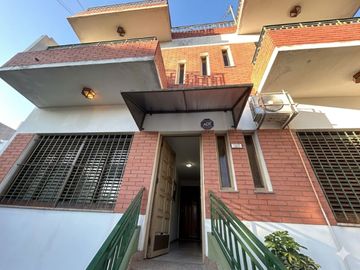 AMPLIO PH EN LANUS OESTE CON TERRAZA