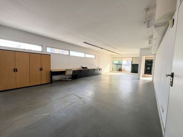 Venta Oficina Piso 12 Único Balcón y Cochera Nuñez