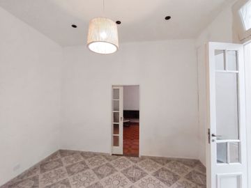 VENTA PH 2 AMB RECICLADO SIN EXPENSAS COLEGIALES