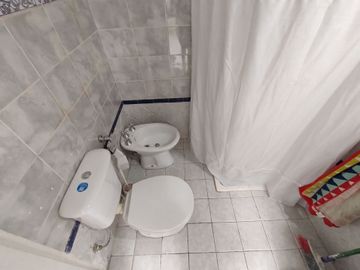 VENTA PH 2 AMB RECICLADO SIN EXPENSAS COLEGIALES