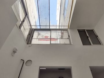 VENTA PH 2 AMB RECICLADO SIN EXPENSAS COLEGIALES