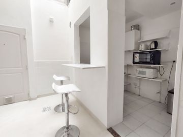 VENTA PH 2 AMB RECICLADO SIN EXPENSAS COLEGIALES