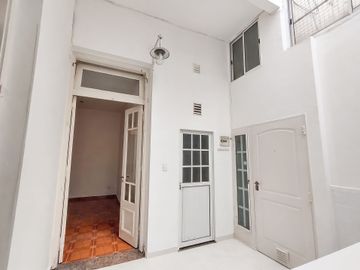 VENTA PH 2 AMB RECICLADO SIN EXPENSAS COLEGIALES