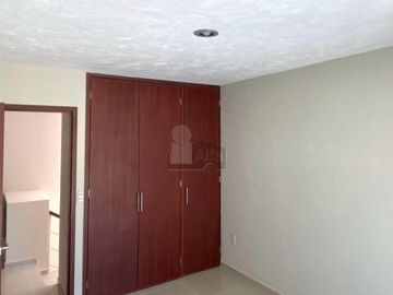 CASA EN RENTA CERCA DEL CENTINELA