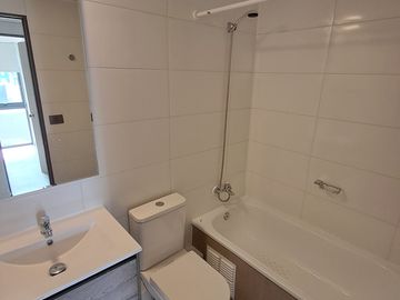 ARRIENDO 2D1B CON ESTAC Y BODEGA LA FLORIDA