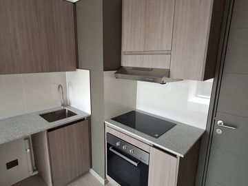 ARRIENDO 2D1B CON ESTAC Y BODEGA LA FLORIDA