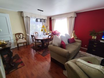 CASA EN VENTA  ALTO LO PLANELLA  DEHESA DE LA VIÑA PUENTE
