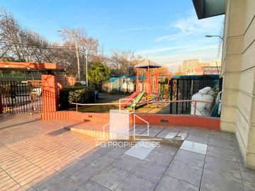 ARRIENDO DEPARTAMENTO FRENTE PARQUE LOS REYES 2D 2B