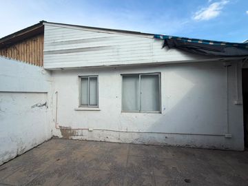 VENDE CASA  3D 1B METRO LO CRUZAT QUILICURA