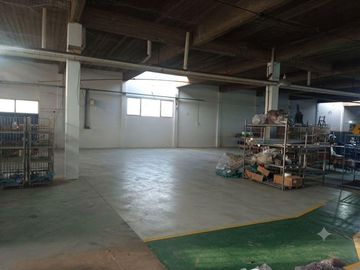 SE ALQUILA DEPOSITO 1800 M2 EN VILLA MADERO