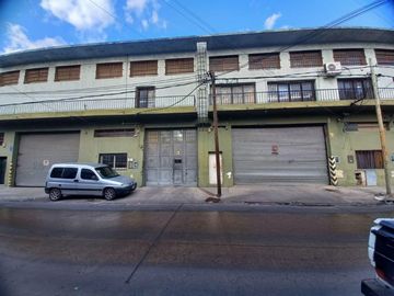 SE ALQUILA DEPOSITO 1800 M2 EN VILLA MADERO