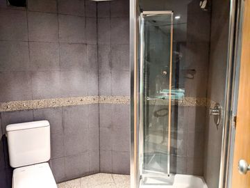 Alquiler Oficina Comercial Av.RoqueSaenzPeña 1149