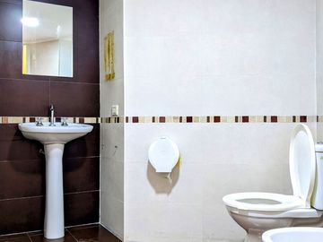 Alquiler Oficina Comercial Av.RoqueSaenzPeña 1149