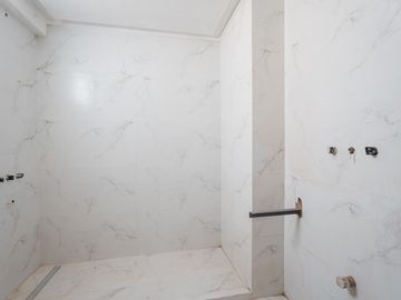 DEPARTAMENTO 3 AMBIENTES VENTA PALERMO COCHERA