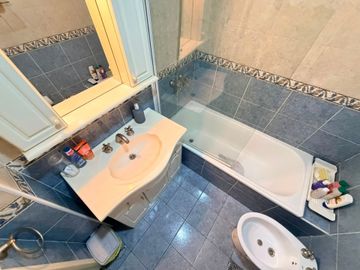 VENTA PH 2 AMBIENTES EN RAMOS MEJIA COCHERA