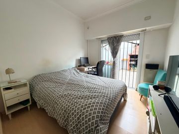 VENTA PH 2 AMBIENTES EN RAMOS MEJIA COCHERA